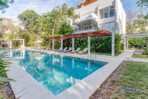 Stay at TAO Pool BBQ Gym Yoga Beach 5min